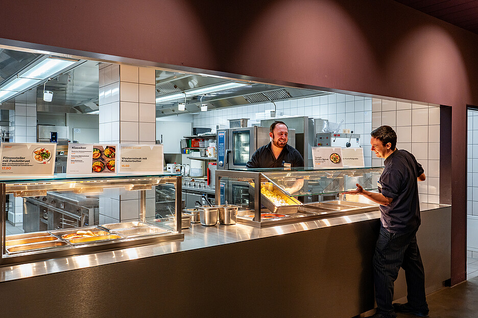 Bientôt, les Beer Maries seront équipées de menus chauds pour le déjeuner.