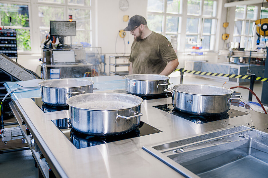 Chaque cuisinière Menu System est soumise à un test de fonctionnement avant de quitter l’usine.