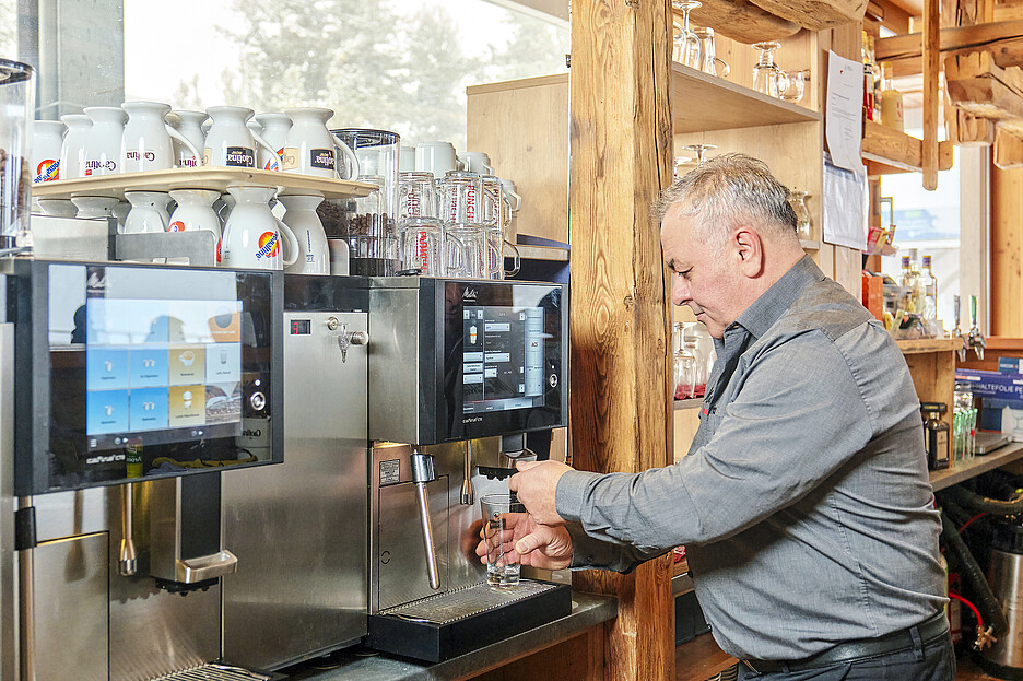 Beaucoup de puissance dans un espace réduit: Carmine Tufo a récemment mis en service une version double CT8 dans la zone self-service du restaurant de Tracouet.