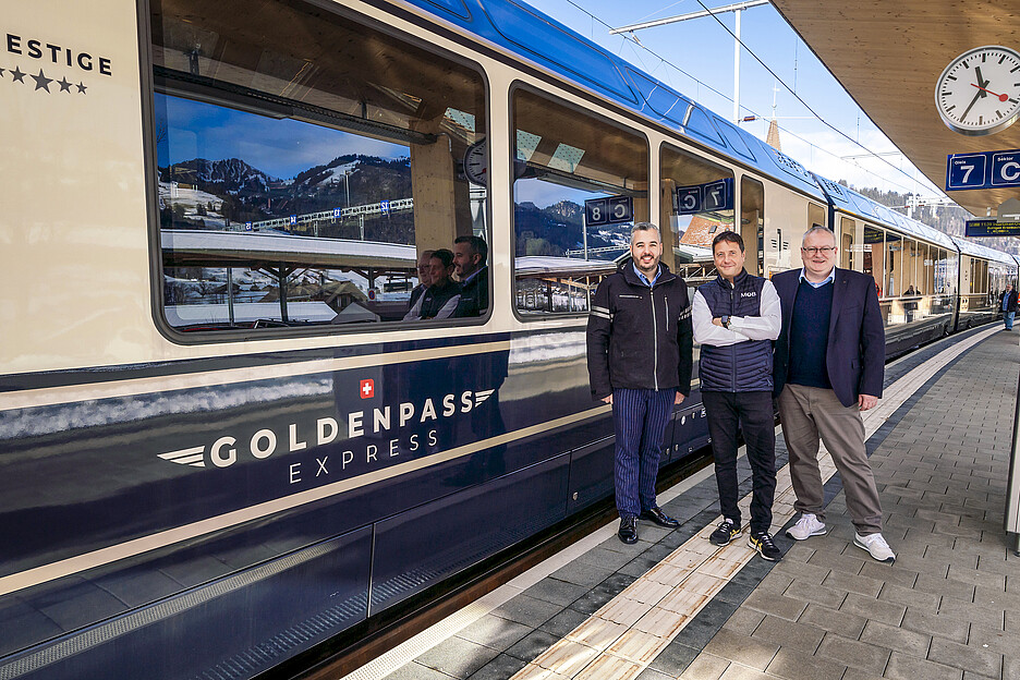 Une coopération basée sur la sympathie mutuelle (de gauche à droite): Christoph Staubli, Project Manager Railway, Enrico D’Herin, Catering-Manager du MOB, et Marco Schwarzenbach, Marketing Manager chez Rex-Royal AG.