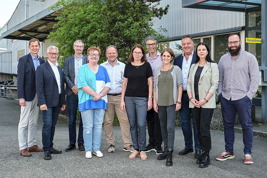 Une table ronde très animée à Villmergen: des membres de l’association professionnelle Culina et de l’association des concepteurs en gastronomie discutent des possibilités et des opportunités permettant de réagir à la pénurie de main-d’œuvre spécialisée et à la crise de l’énergie.