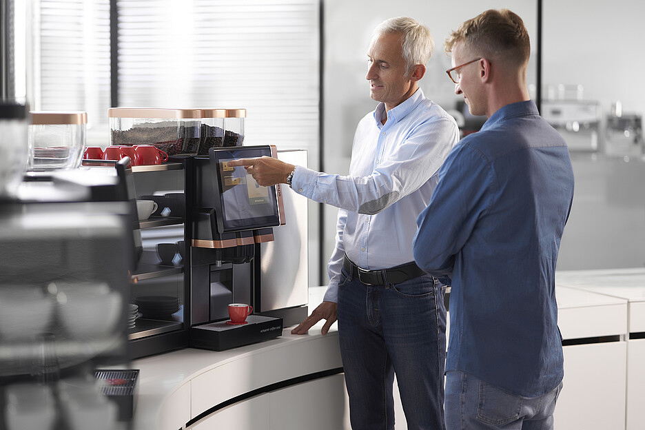 Les experts du Schaerer Coffee Competence Centre partagent leurs connaissances approfondies sur le "réglage parfait" de tous les paramètres de la machine pour un plaisir du café maximal.