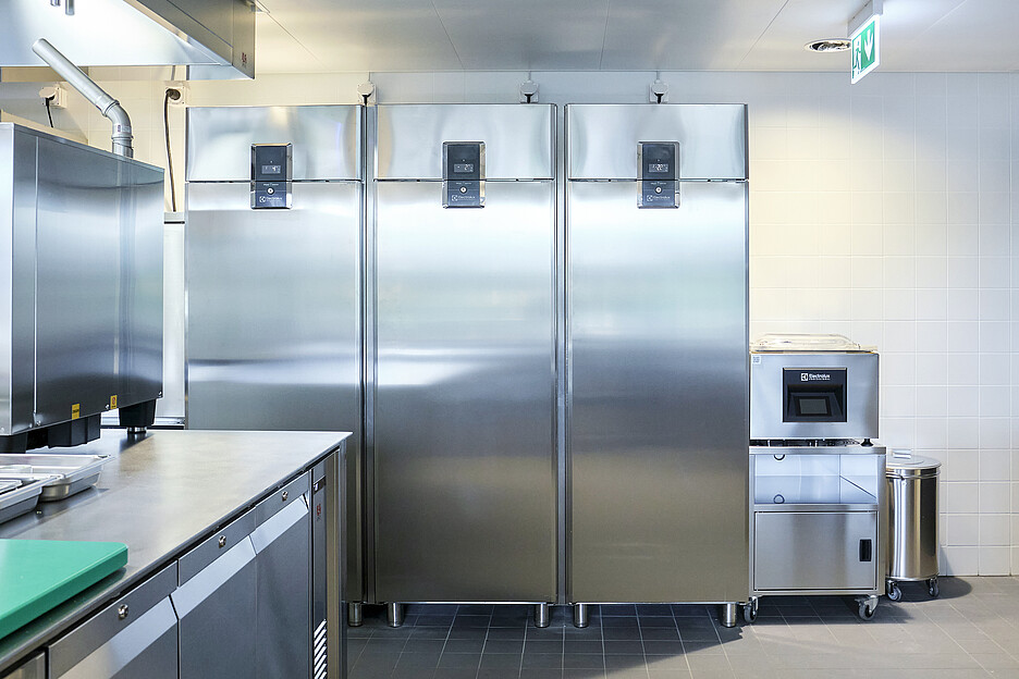 La gamme HPe d’Electrolux Professional combine des armoires réfrigérées et de congélation à haute efficacité énergétique et grande capacité utile.